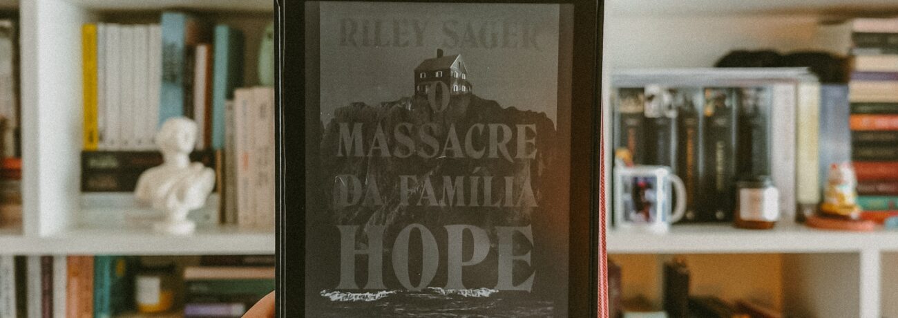 Livro: O Massacre da Família Hope