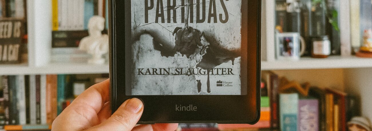 Livro: Flores Partidas